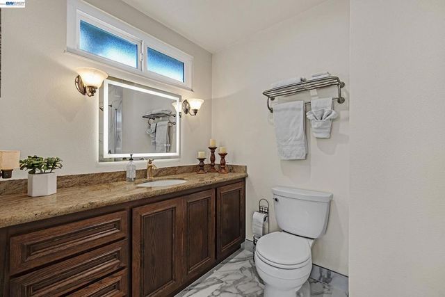 34515 Bentley Ct, Fremont, CA 94555
