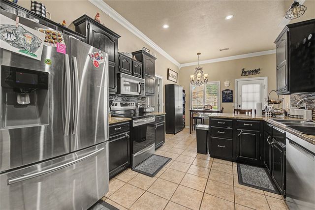 3624 Savannah Lane, Springdale, AR 72762