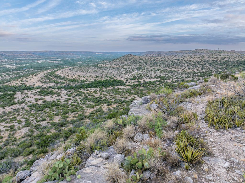 Image 17 of property listing at 3499 Big Bear Run, Ozona, TX 76943