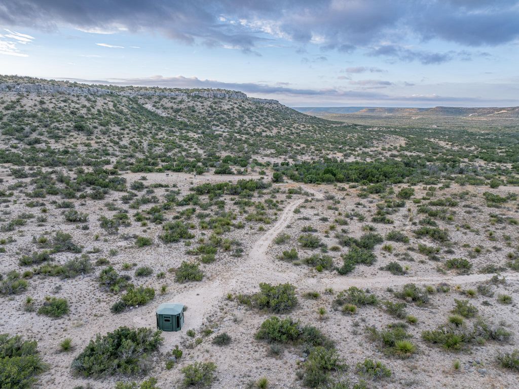 Image 28 of property listing at 3499 Big Bear Run, Ozona, TX 76943