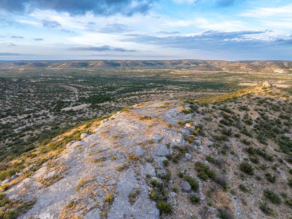 Image 33 of property listing at 3499 Big Bear Run, Ozona, TX 76943