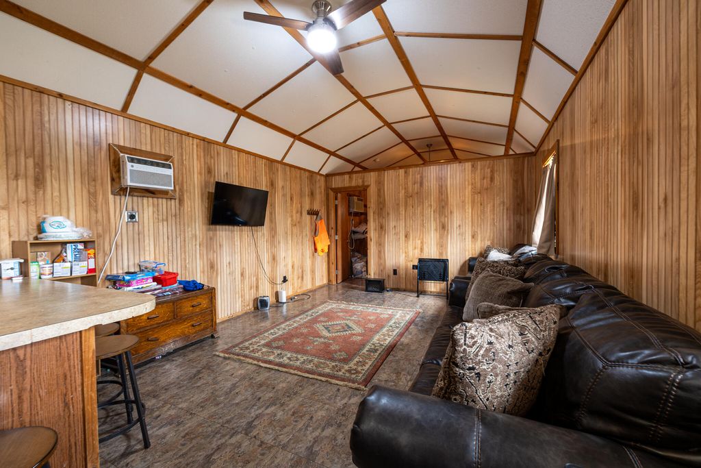 Image 7 of property listing at 3499 Big Bear Run, Ozona, TX 76943