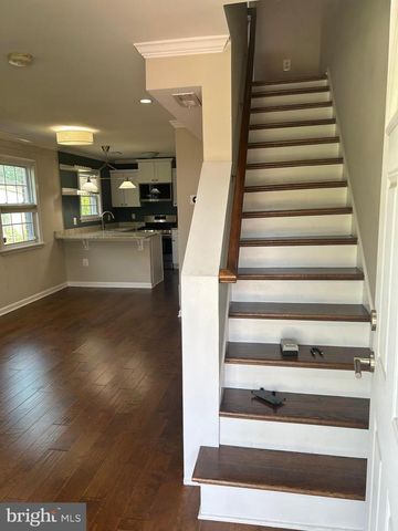 36 58TH ST SE, Washington, DC 20019