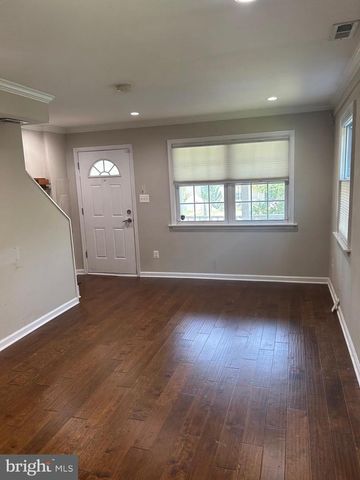 36 58TH ST SE, Washington, DC 20019