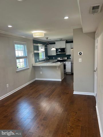 36 58TH ST SE, Washington, DC 20019