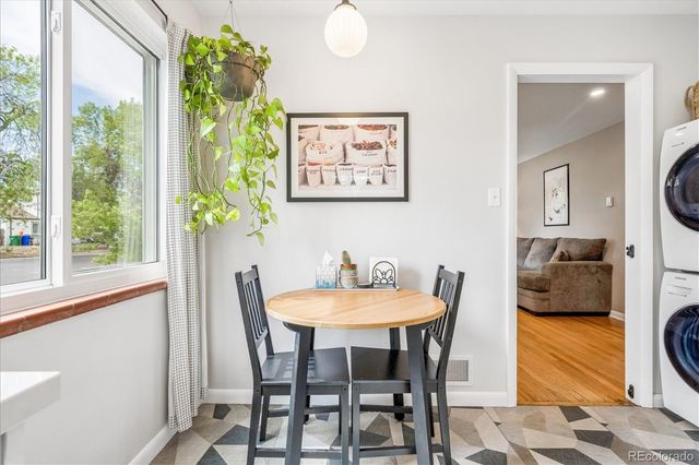 915 Newark Street, Aurora, CO 80010