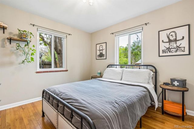 915 Newark Street, Aurora, CO 80010