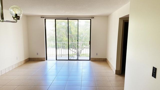 901 Hillcrest Dr 307, Hollywood, FL 33021