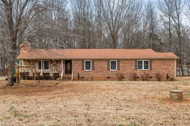 5407 Smiley Wyrick Road, Mcleansville, NC 27301