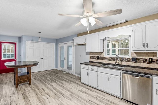 5407 Smiley Wyrick Road, Mcleansville, NC 27301