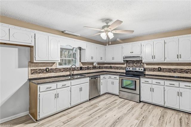 5407 Smiley Wyrick Road, Mcleansville, NC 27301