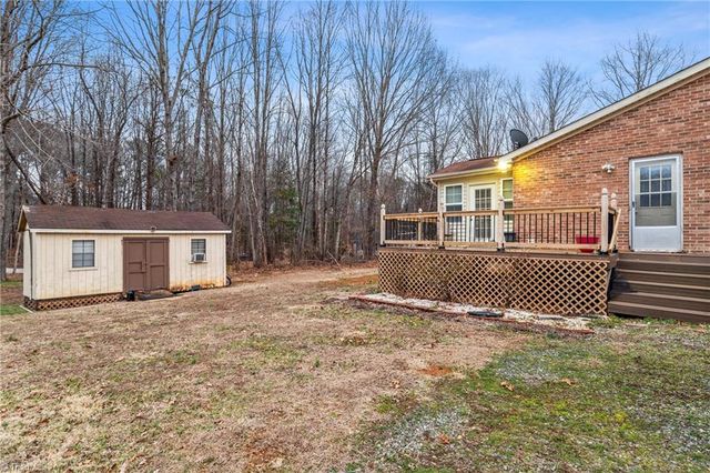 5407 Smiley Wyrick Road, Mcleansville, NC 27301