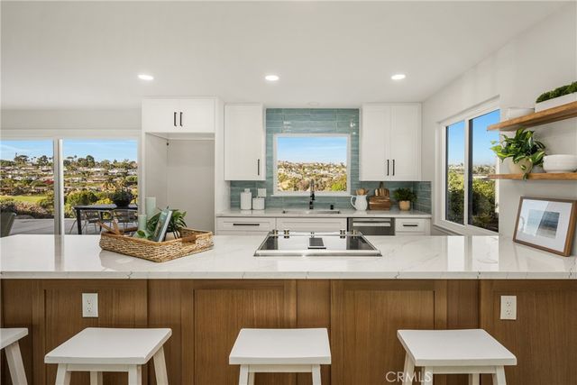 115 Monte Vista 8, San Clemente, CA 92672