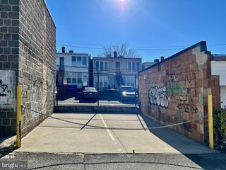 933 RANDOLPH STREET, Washington, DC 20011