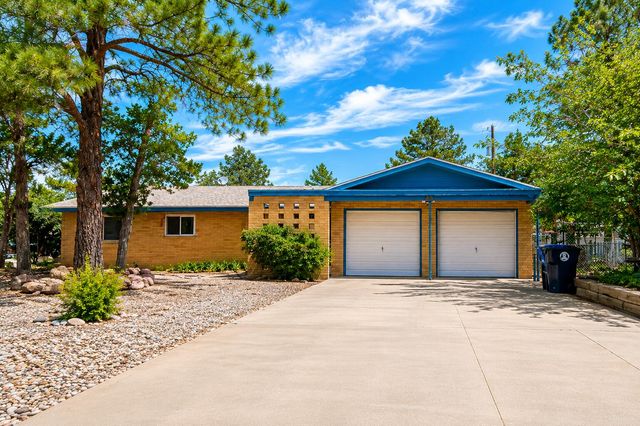 6101 Mitchell Avenue SE, Albuquerque, NM 87108