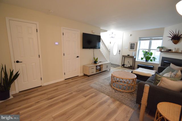 138 CREEKSIDE CT, Newark, DE 19702