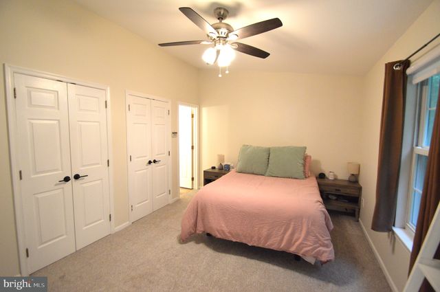 138 CREEKSIDE CT, Newark, DE 19702