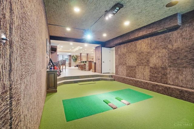 1004 River Forest Drive, Hamilton Twp, OH 45039