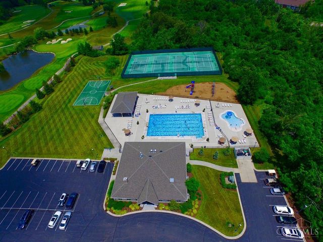 1004 River Forest Drive, Hamilton Twp, OH 45039