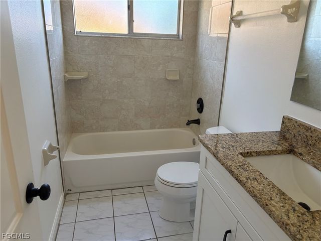 6479 Royal Woods DR, Fort Myers, FL 33908