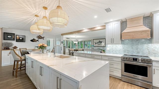 4919 CORAL BOULEVARD, Bradenton, FL 34210