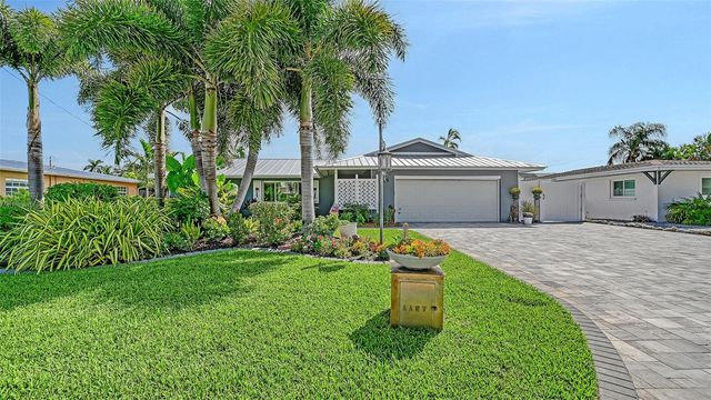 4919 CORAL BOULEVARD, Bradenton, FL 34210