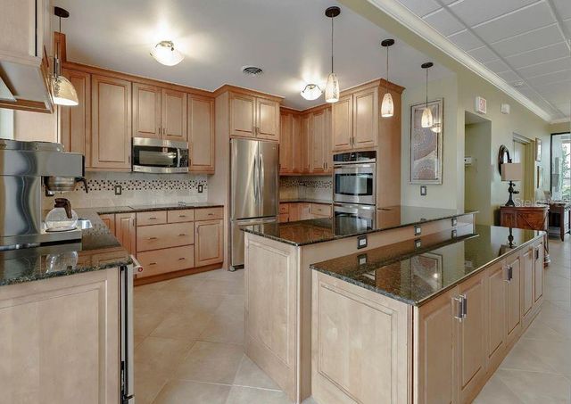 1316 PASADENA AVENUE S 407, South Pasadena, FL 33707