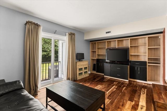 116 Tall Oaks Drive A, Weymouth, MA 02190