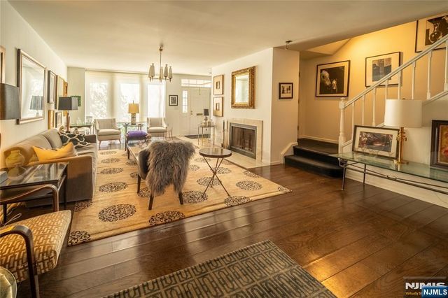 130 Kensington Drive, Fort Lee, NJ 07024