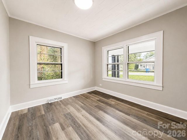 113 Mountain View Street, Morganton, NC 28655