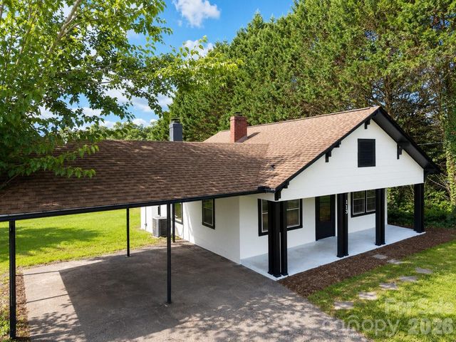 113 Mountain View Street, Morganton, NC 28655
