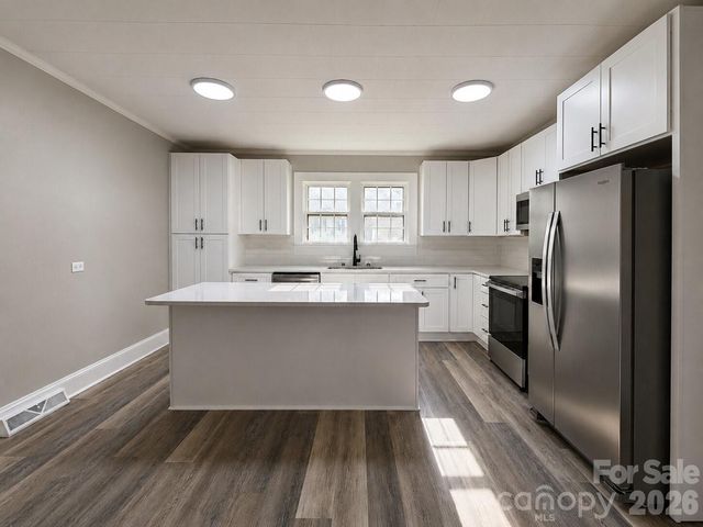 113 Mountain View Street, Morganton, NC 28655