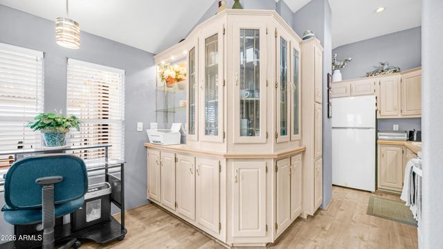 859 Aquamarine Drive, Apache Junction, AZ 85119