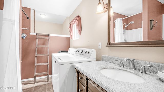 859 Aquamarine Drive, Apache Junction, AZ 85119