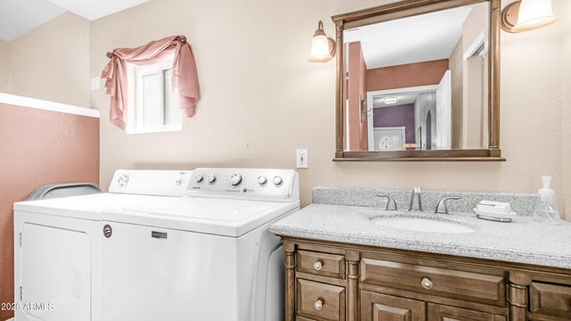 859 Aquamarine Drive, Apache Junction, AZ 85119