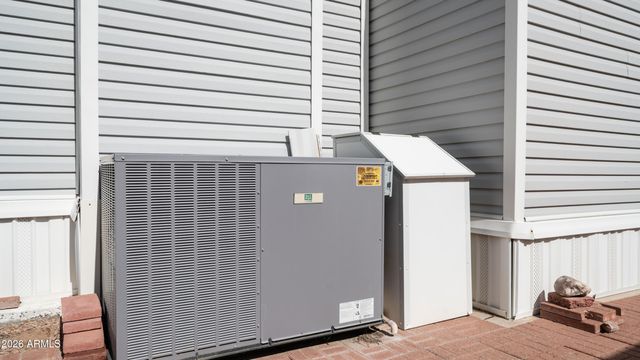 859 Aquamarine Drive, Apache Junction, AZ 85119