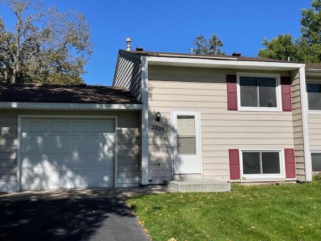 2029 NW 103rd Avenue NW, Coon Rapids, MN 55433 — exterior