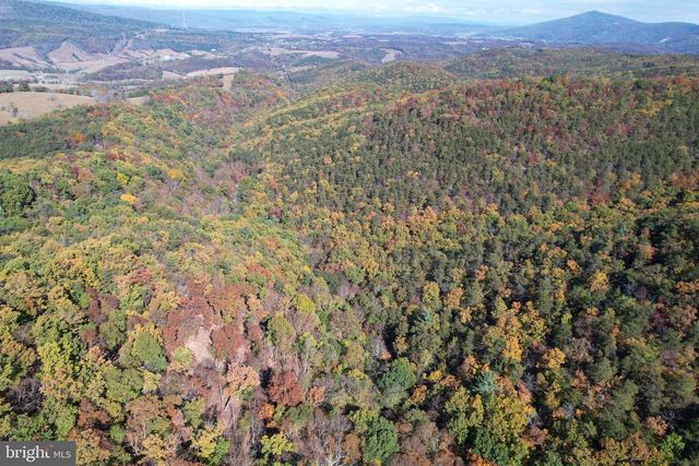 961 ALMOST HEAVEN DR, Petersburg, WV 26847