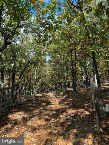 961 ALMOST HEAVEN DR, Petersburg, WV 26847