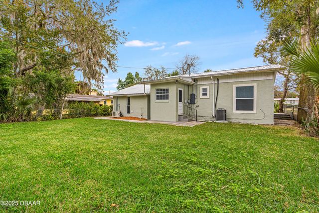 1144 Hillcrest Drive, Daytona Beach, FL 32114