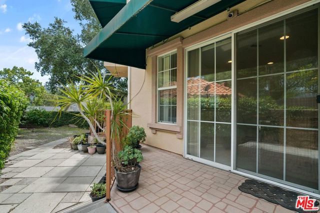 3960 Pennsylvania Avenue 108, La Crescenta, CA 91214