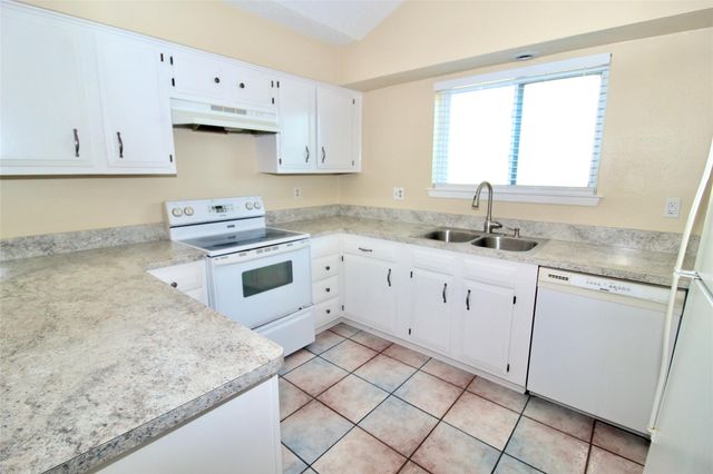 16731 Rippling Mill Drive, Sugar Land, TX 77498