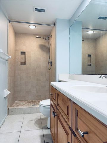 106 WINDWARD PLACE, Oldsmar, FL 34677