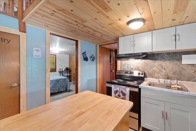 N9131 PARKWAY ROAD, Crivitz, WI 54114