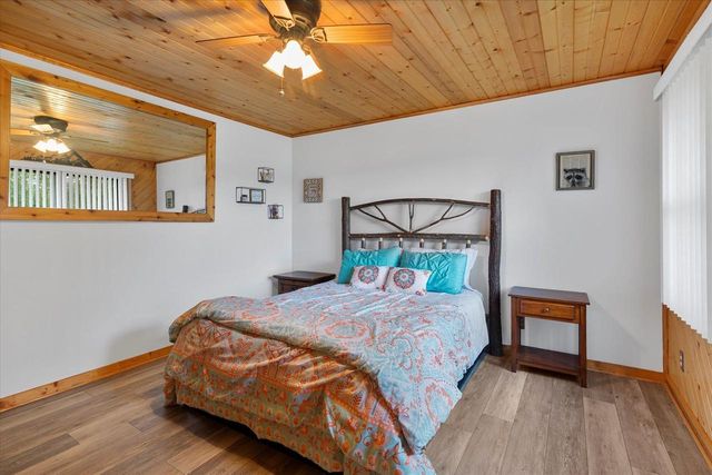 N9131 PARKWAY ROAD, Crivitz, WI 54114