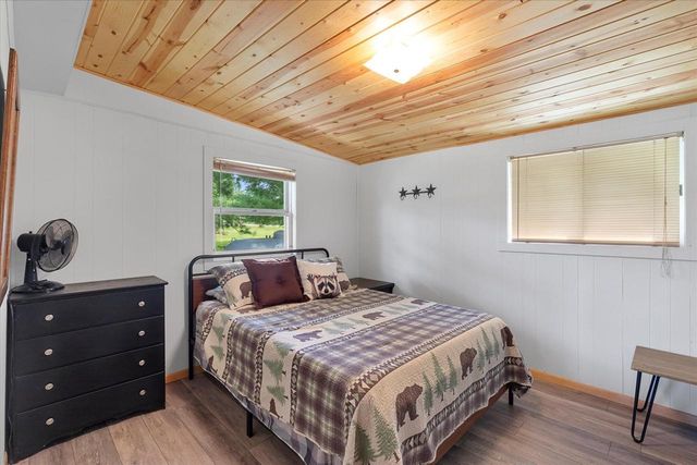 N9131 PARKWAY ROAD, Crivitz, WI 54114