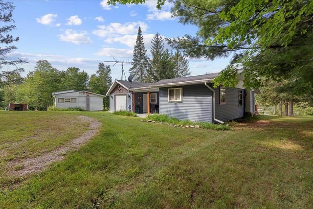 N9131 PARKWAY ROAD, Crivitz, WI 54114