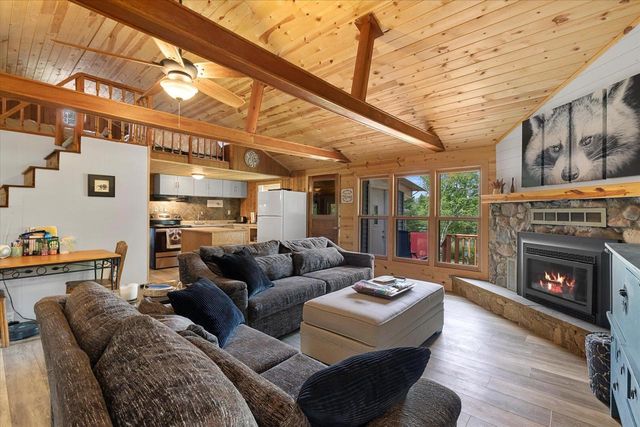 N9131 PARKWAY ROAD, Crivitz, WI 54114