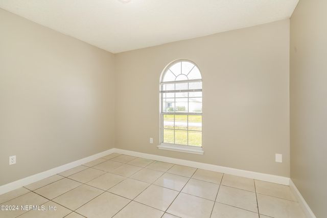 1597 TWIN OAK Drive W, Middleburg, FL 32068