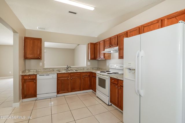 1597 TWIN OAK Drive W, Middleburg, FL 32068